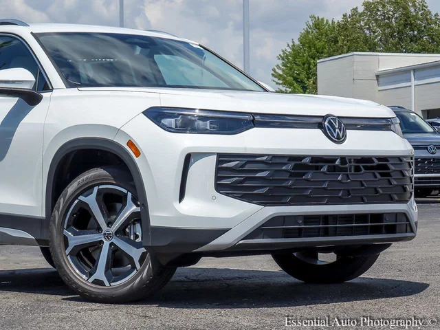 2025 Volkswagen Tiguan SE