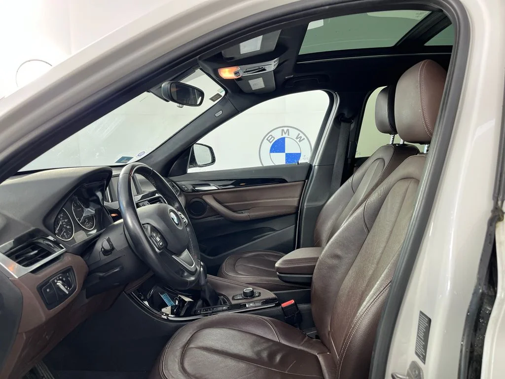 Used 2016 White BMW xDrive28i image 2