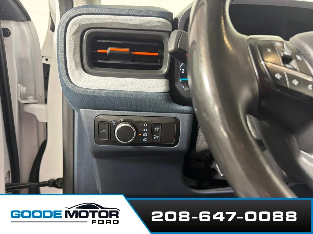 Certified Used 2024 Oxford White Ford XLT image 14