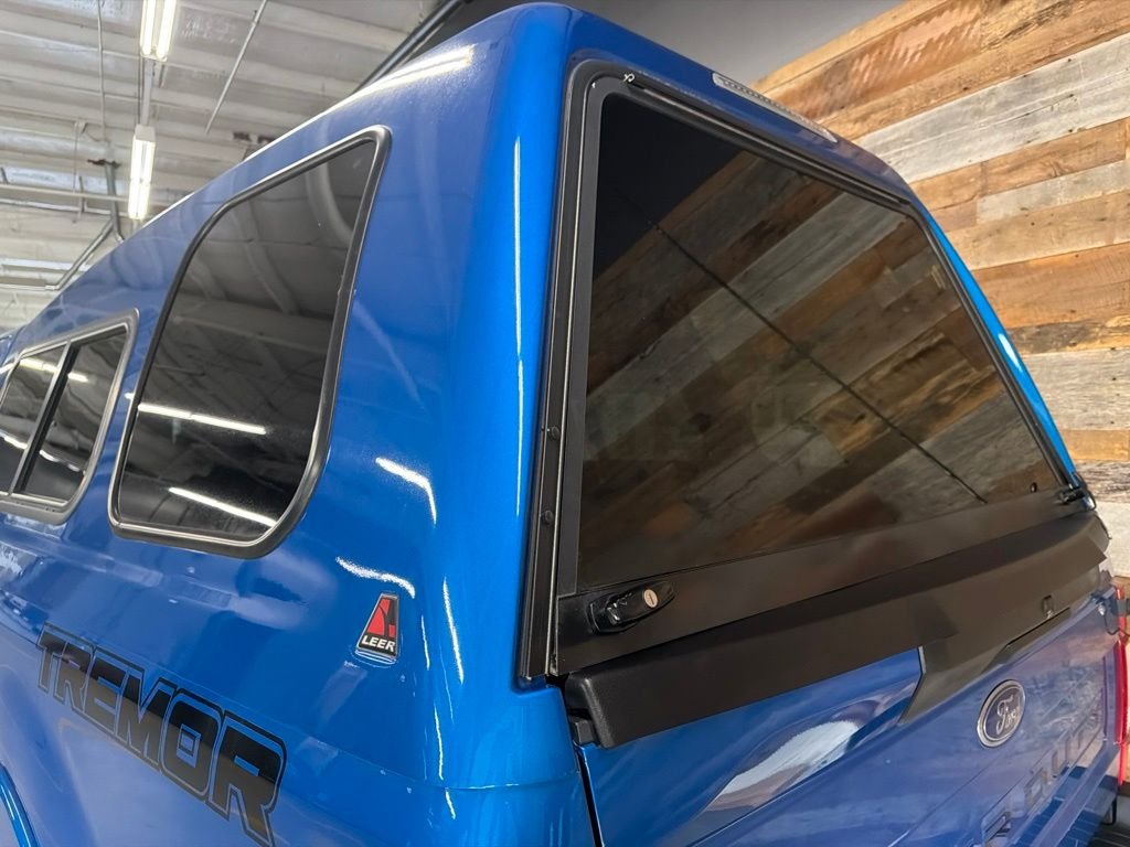 Used 2020 Blue Metallic Ford XLT image 5