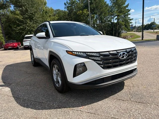 Used 2024 White Pearl Hyundai SEL image 12