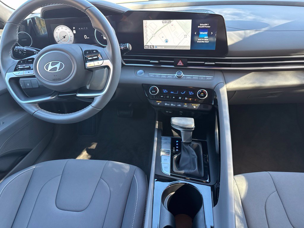2024 Hyundai Elantra SEL - Photo 7