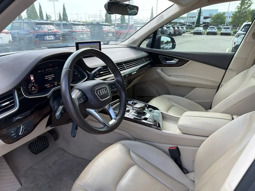 Used 2018 Black Audi 3.0T Premium Plus image 4