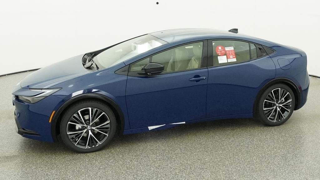 New 2027 Reservoir Blue Toyota XLE image 5