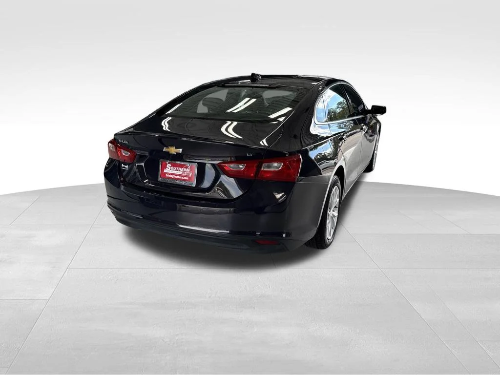Used 2025 Black Chevrolet LT image 8