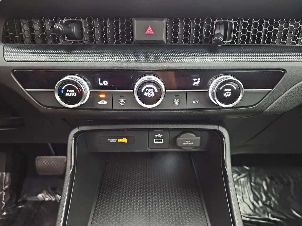 2023 Honda CR-V LX - Photo 30