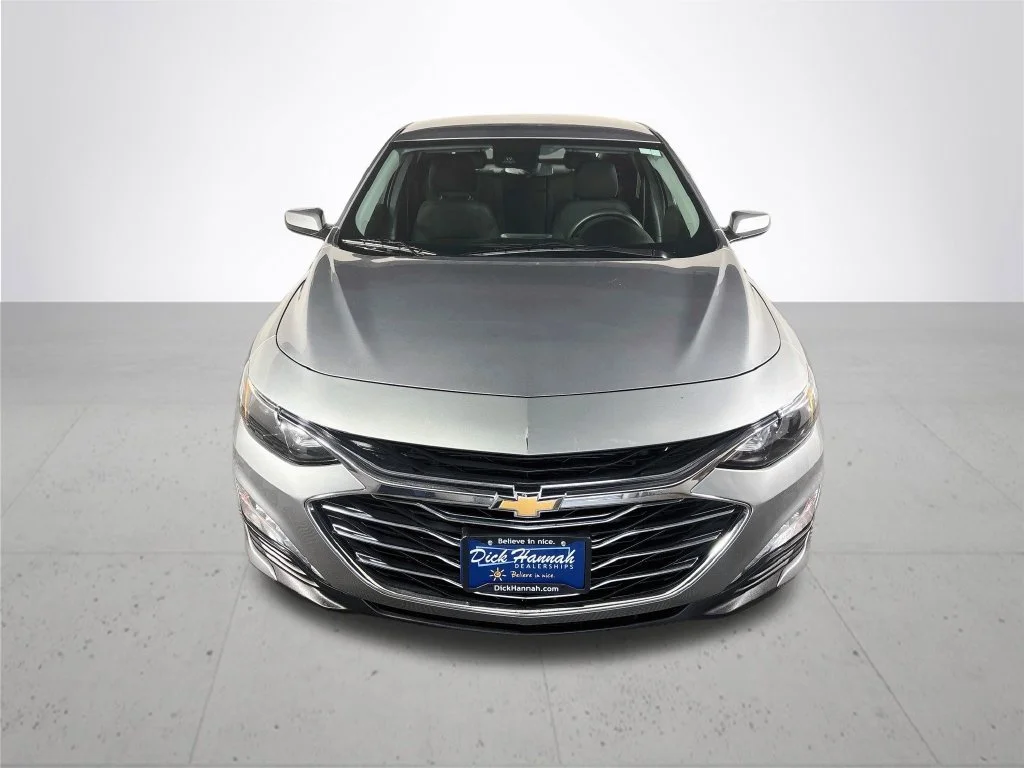 Used 2024 Gray Chevrolet LT image 3