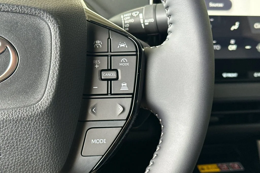 New 2026 Heavy Metal <sup>1</sup> Toyota  XLE image 28