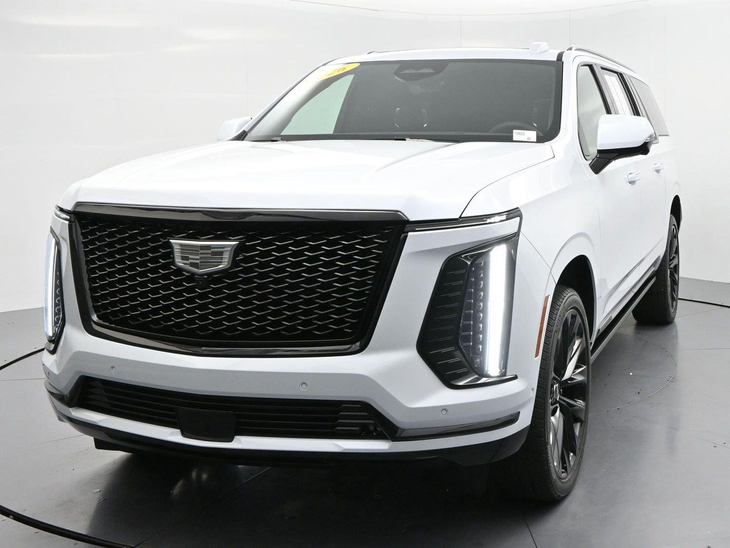Used 2026 Vibrant White Tricoat Cadillac Platinum Sport image 3