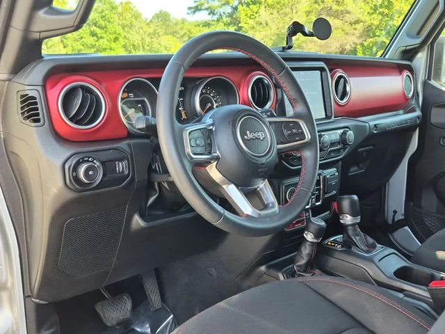 Used 2023 Silver Jeep Rubicon image 20