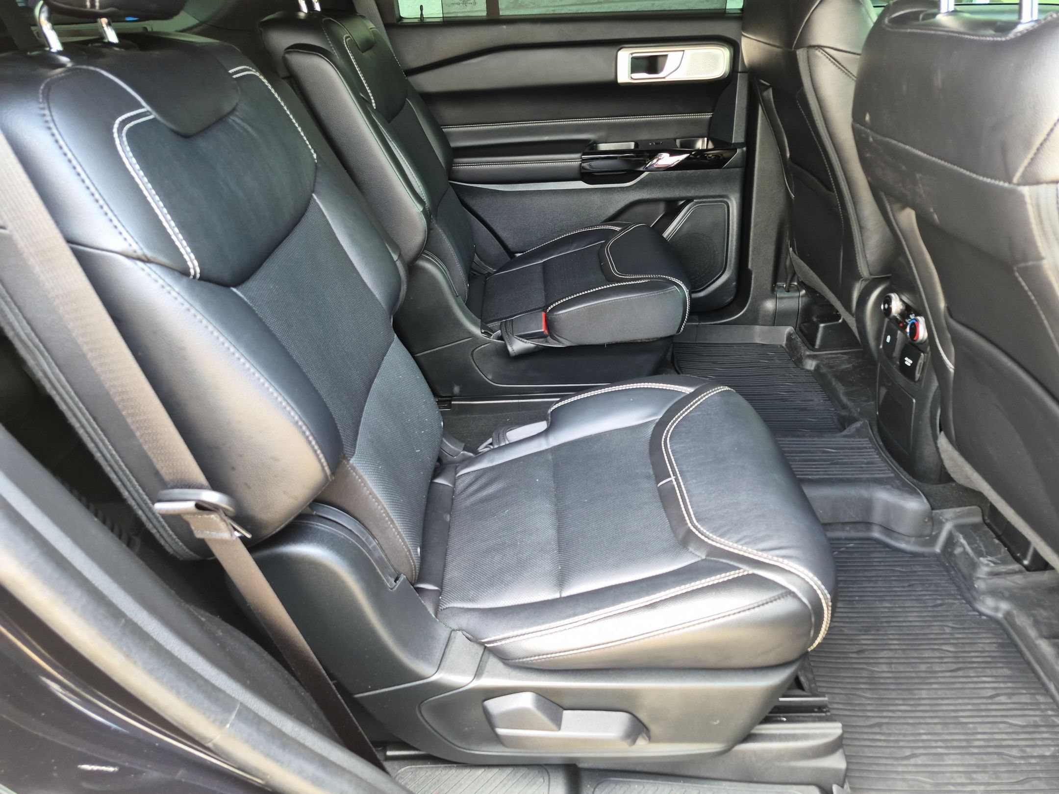 Used 2023 Agate Black Metallic Ford ST 4WD image 30
