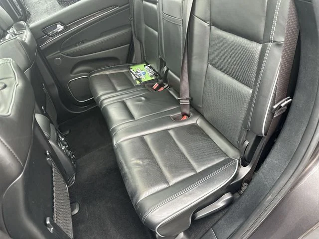 Used 2020 Gray Jeep Overland image 27