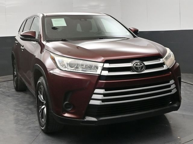 Used 2017 Toyota Highlander LE with VIN 5TDZARFH8HS026618 for sale in Roswell, NM