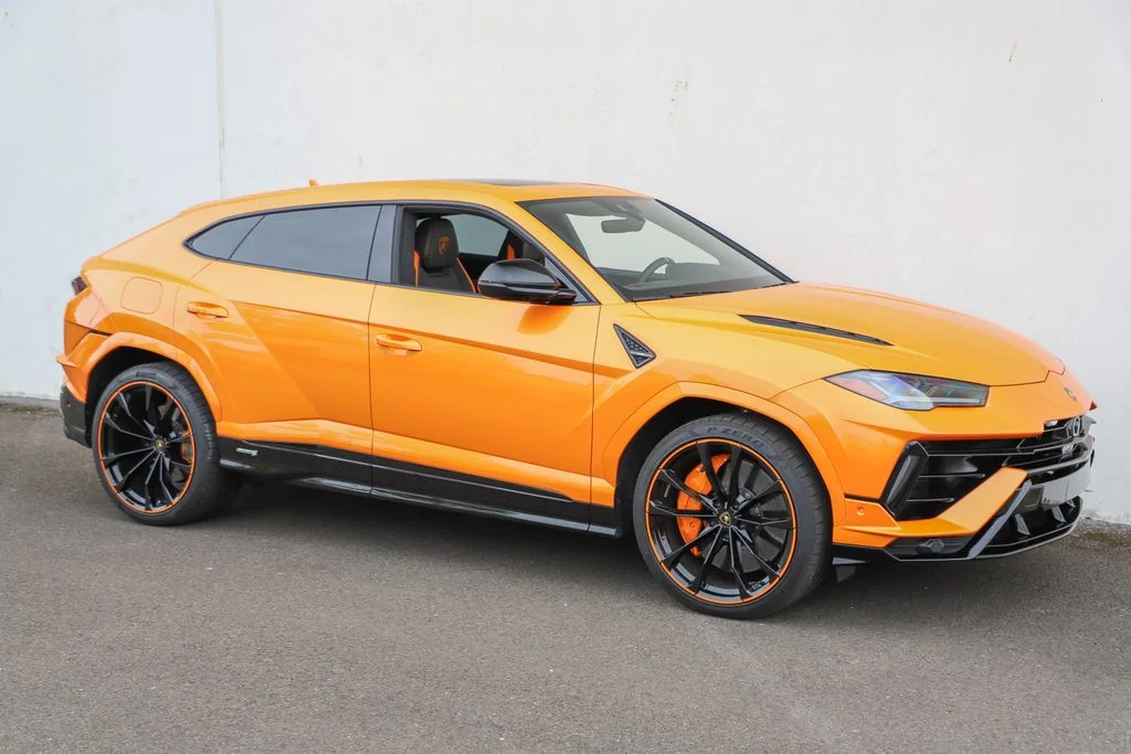 2024 Lamborghini Urus 4.0 V8 S's photo