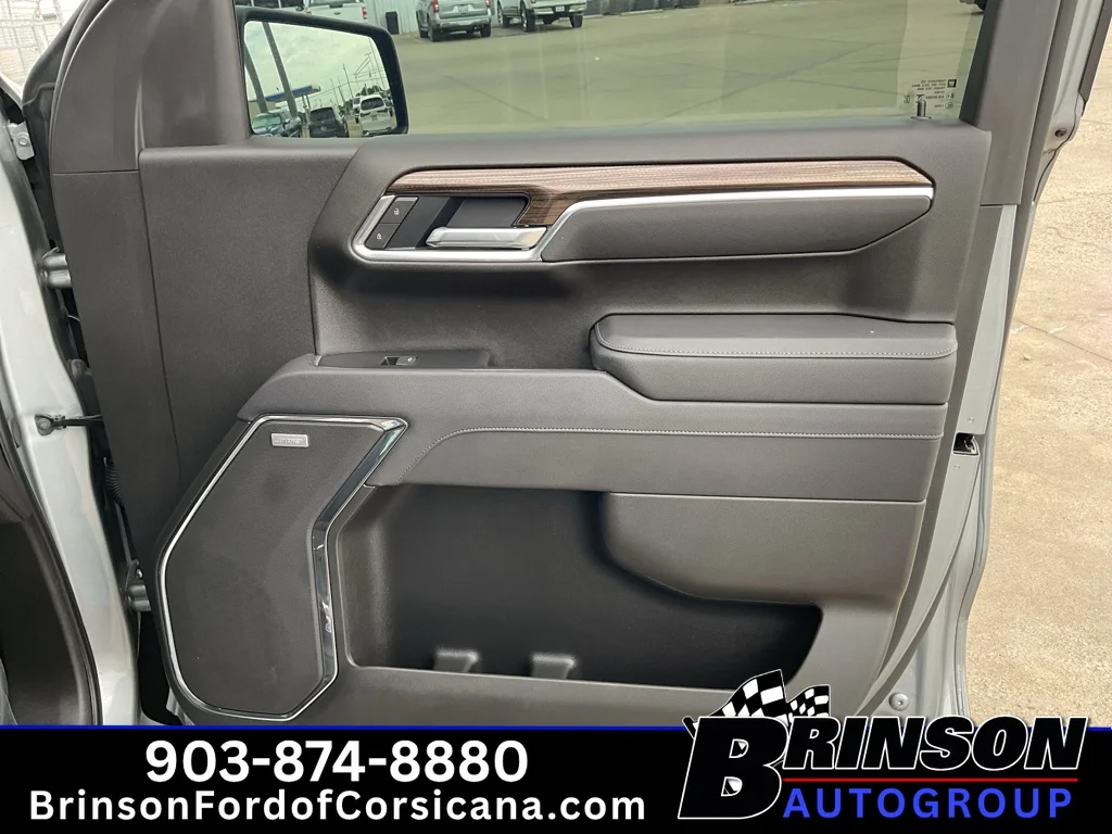 Used 2025 Sterling Gray Metallic Chevrolet LT Trail Boss image 20