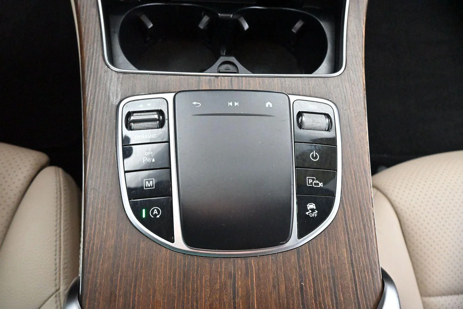 Used 2021 Mojave Silver Metallic Mercedes-Benz GLC 300 image 25