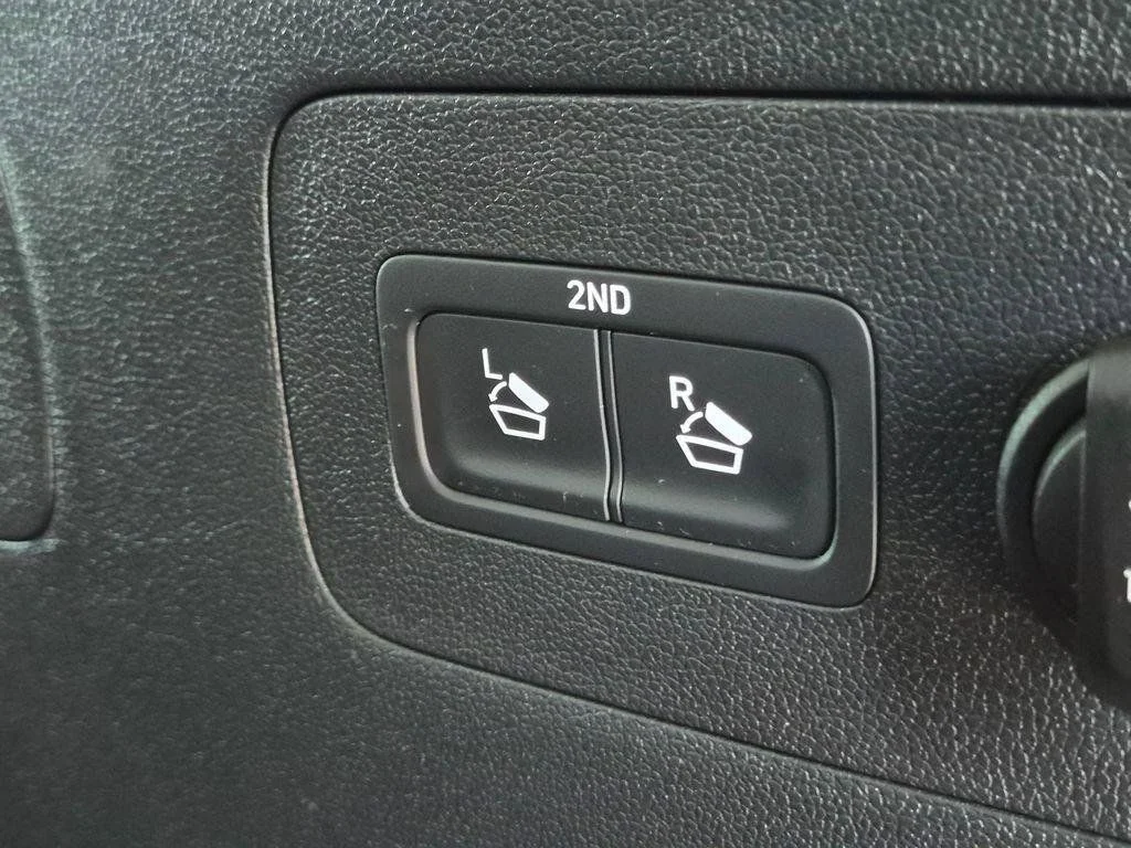 Used 2023 Gray Kia X-Line S image 10