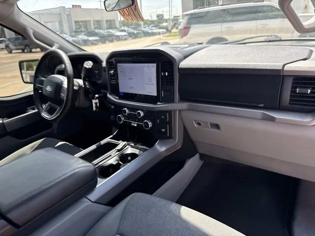 Certified Used 2025 White Ford XLT image 19