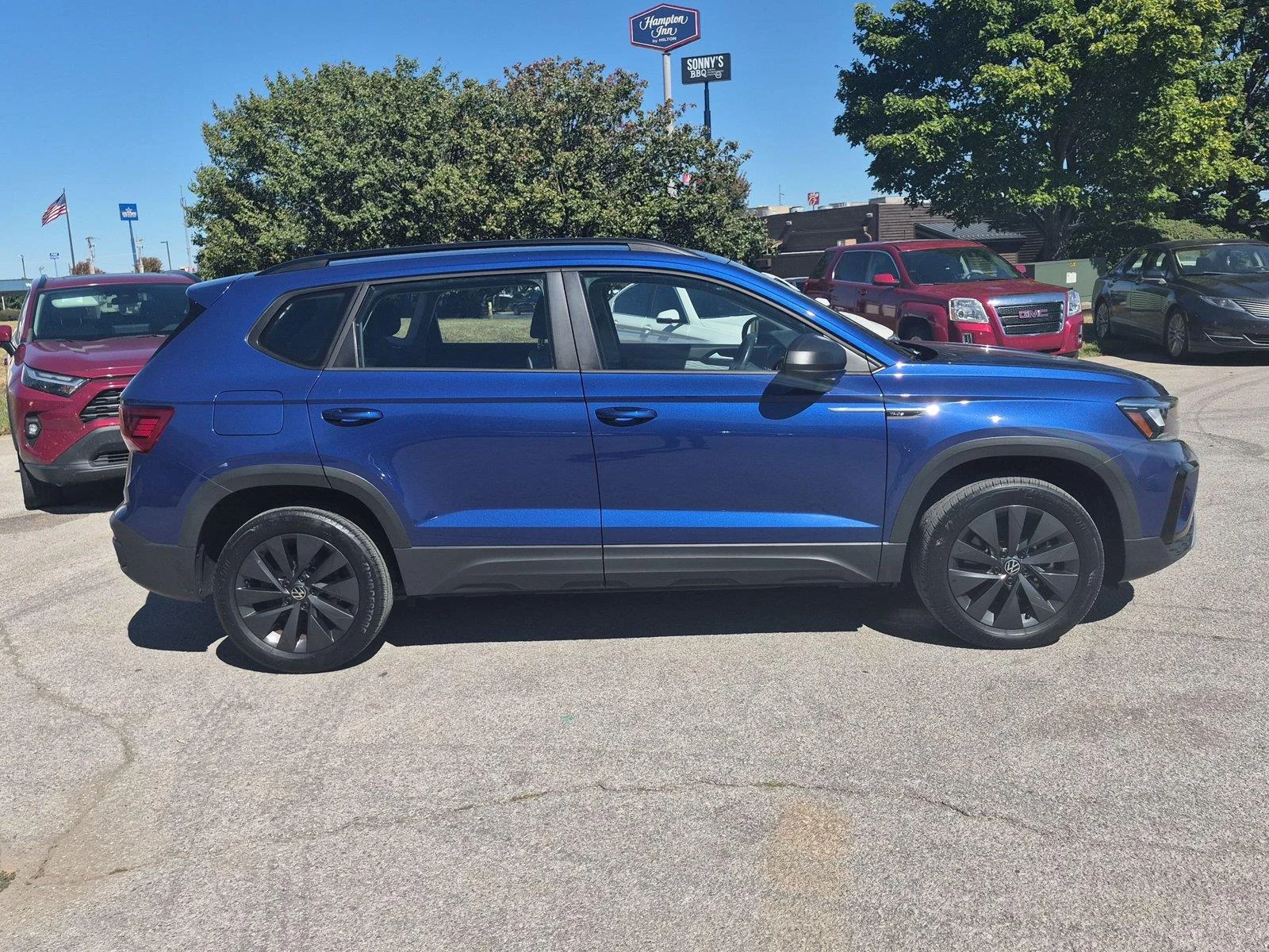 Used 2023 Dusk Blue Metallic VOLKSWAGEN  image 6