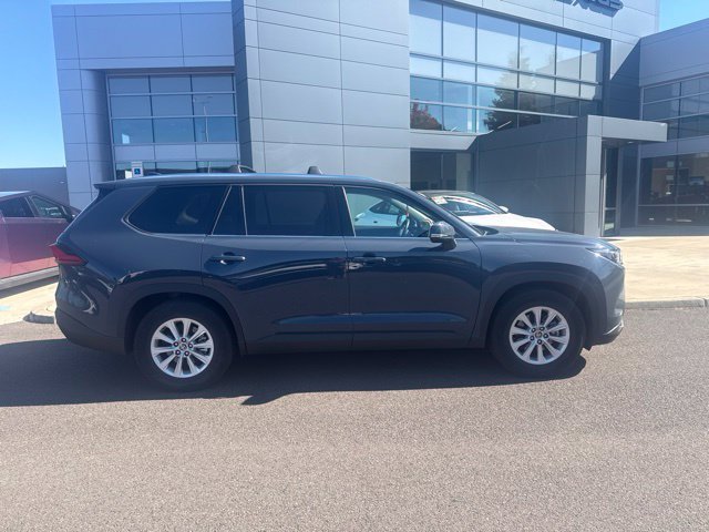 Used 2024 White Toyota XLE image 2