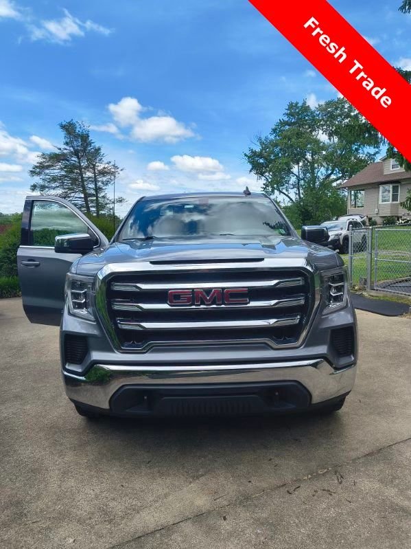 2020 GMC Sierra 4WD Crew Cab Short Box SLE's photo