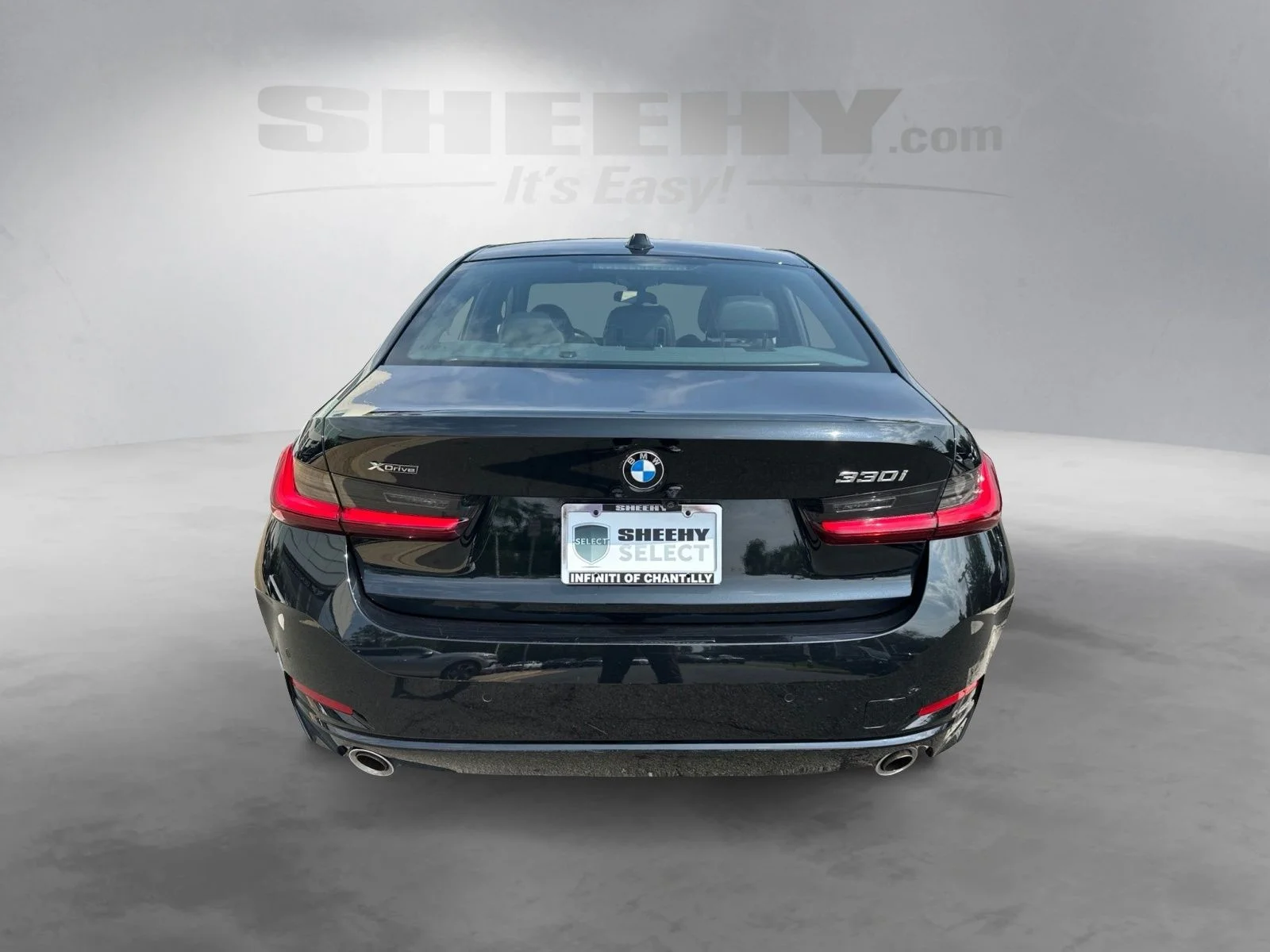 Used 2025 Black BMW 330i xDrive image 13