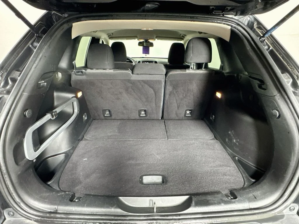 Used 2016 Black Jeep Sport image 30