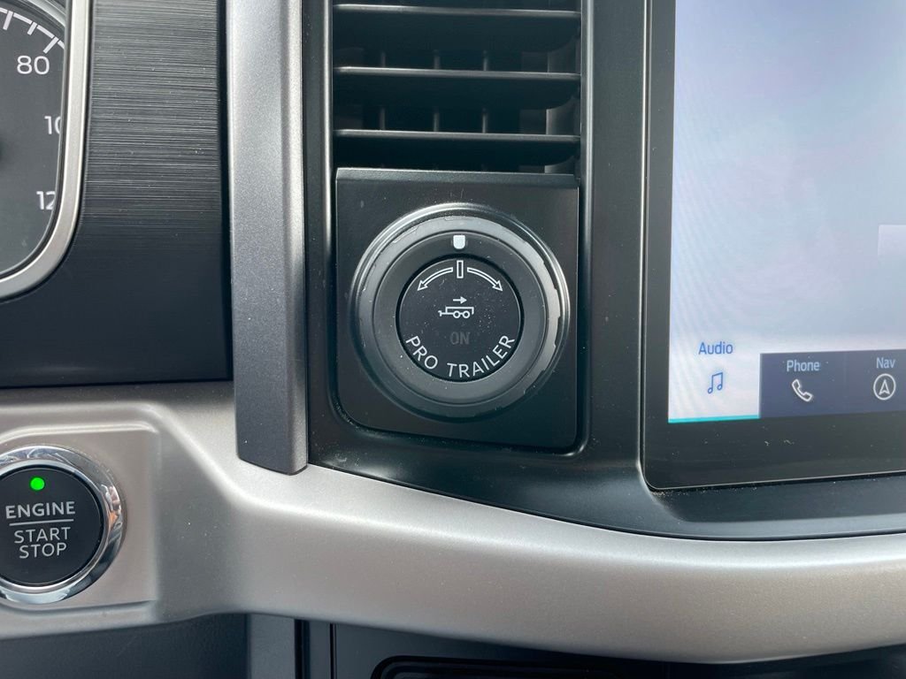 Used 2023 Gray Ford XLT image 12