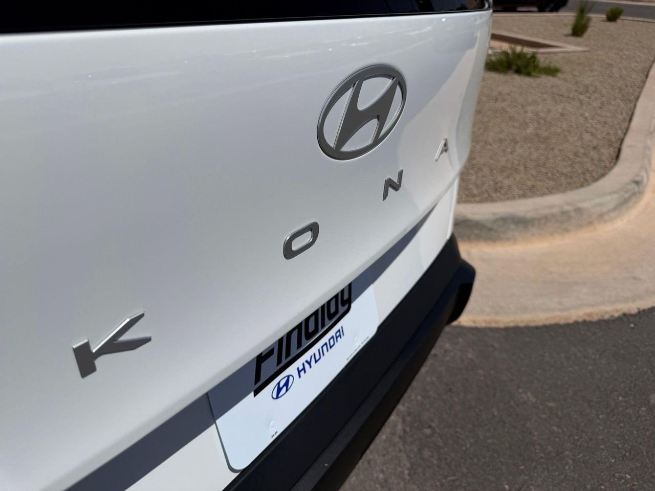 New 2027 White Hyundai SEL Sport image 18
