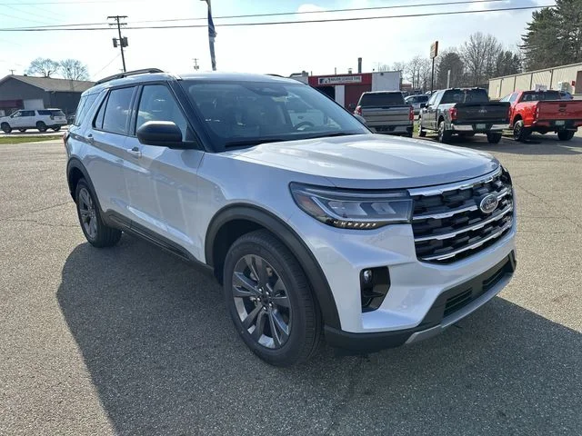 New 2026 Space White Metallic Ford Active image 11