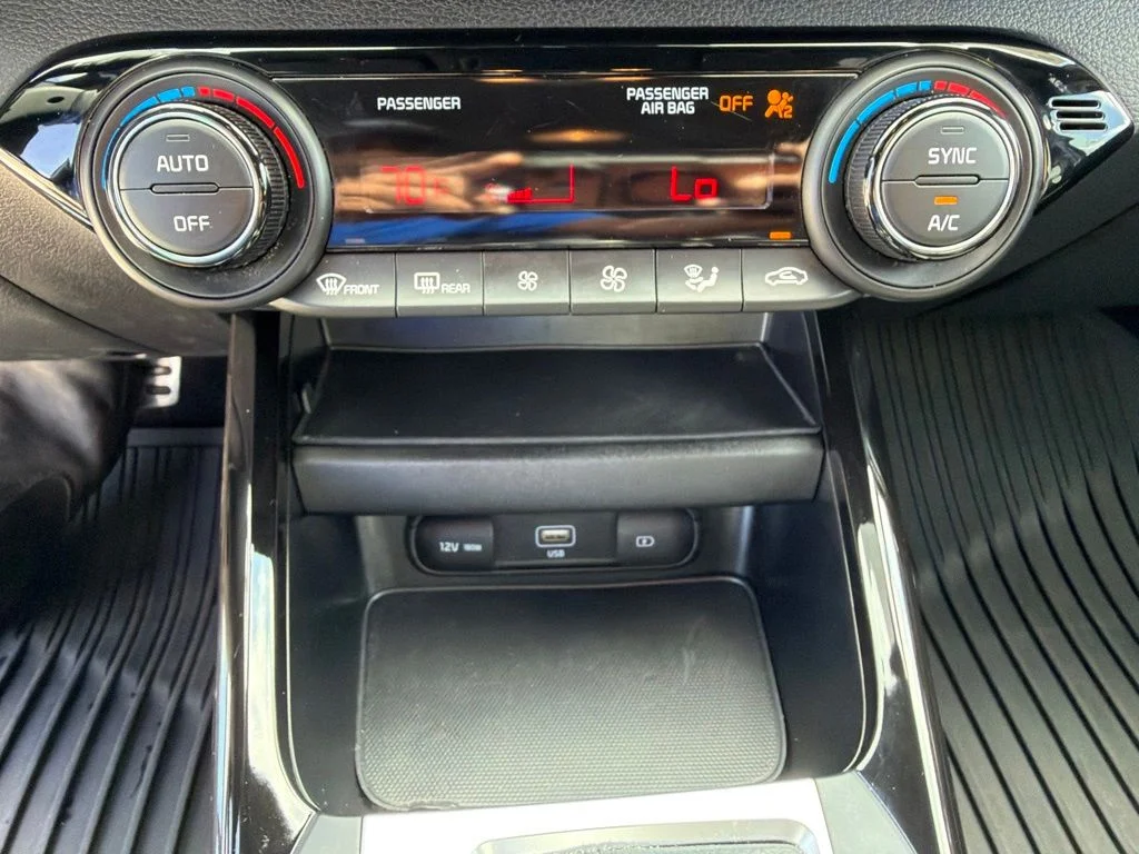 Used 2024 Black Kia GT-Line image 24