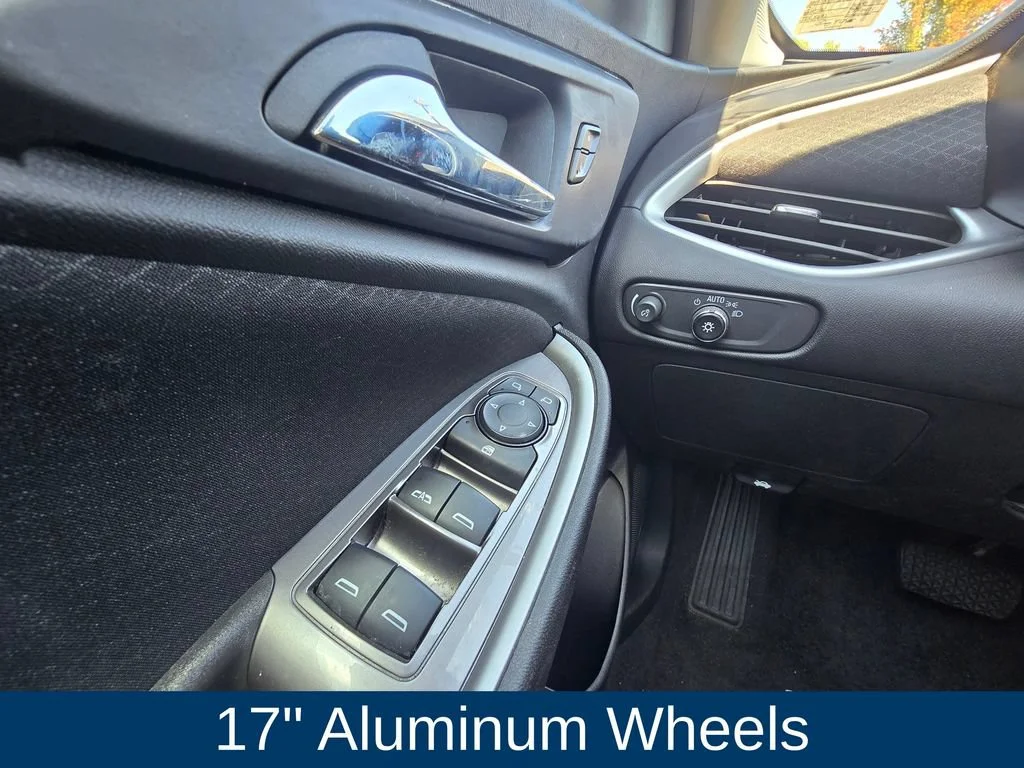 Used 2025 Lakeshore Blue Metallic Chevrolet 1LT image 19