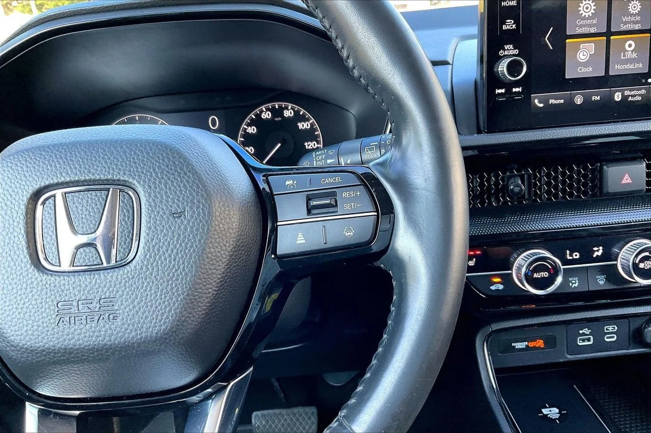 Certified Used 2023  Honda EX-L image 29