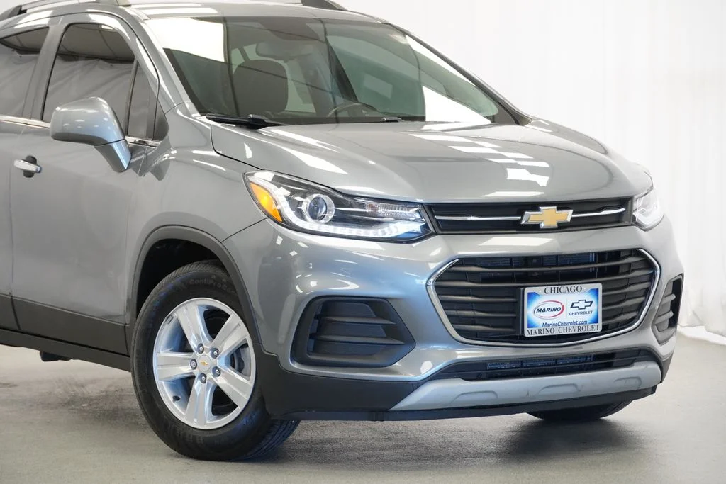 Used 2019 Gray Chevrolet LT image 8