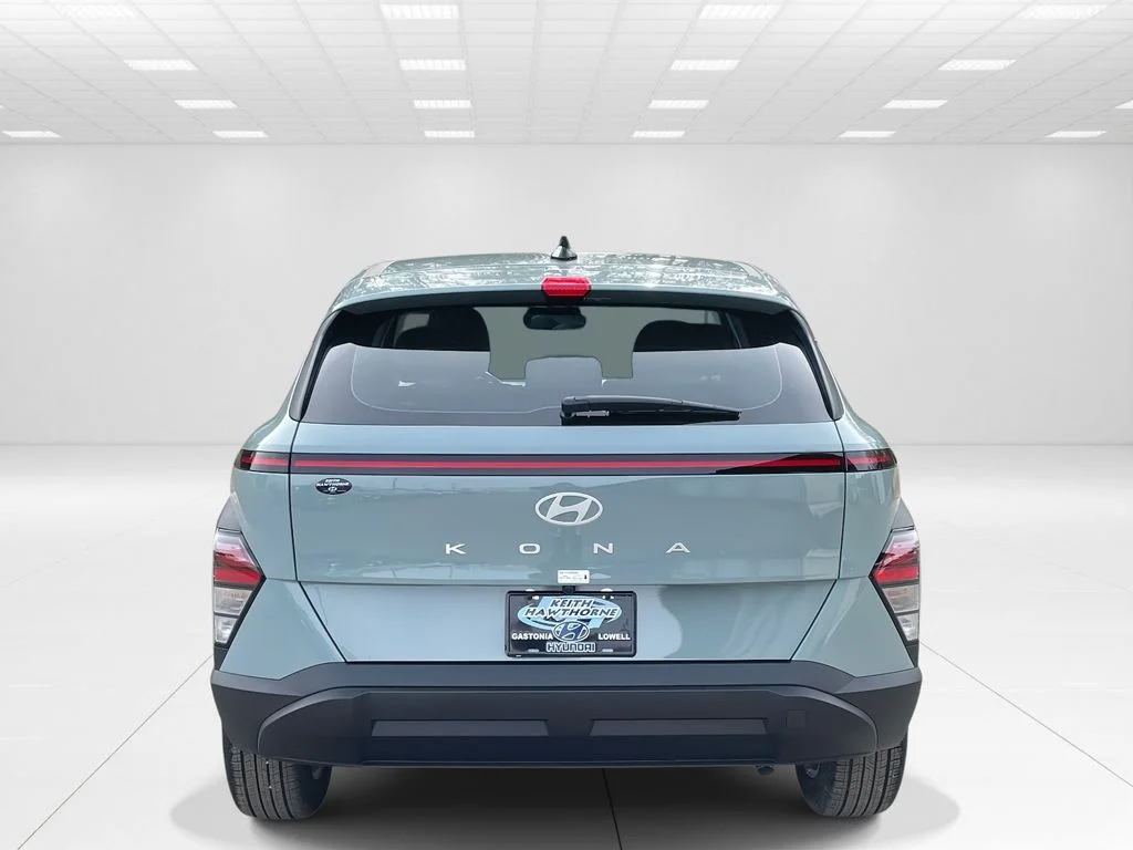 New 2026 Green Hyundai SE image 5