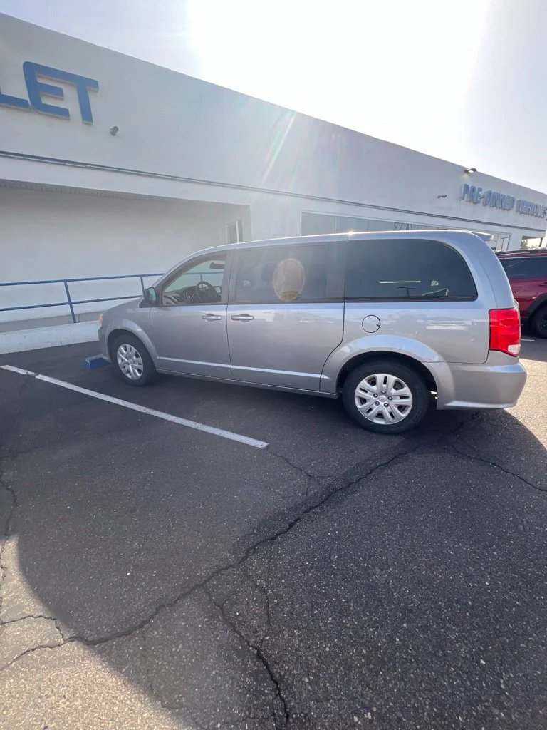 Used 2018 Silver Dodge SE image 18