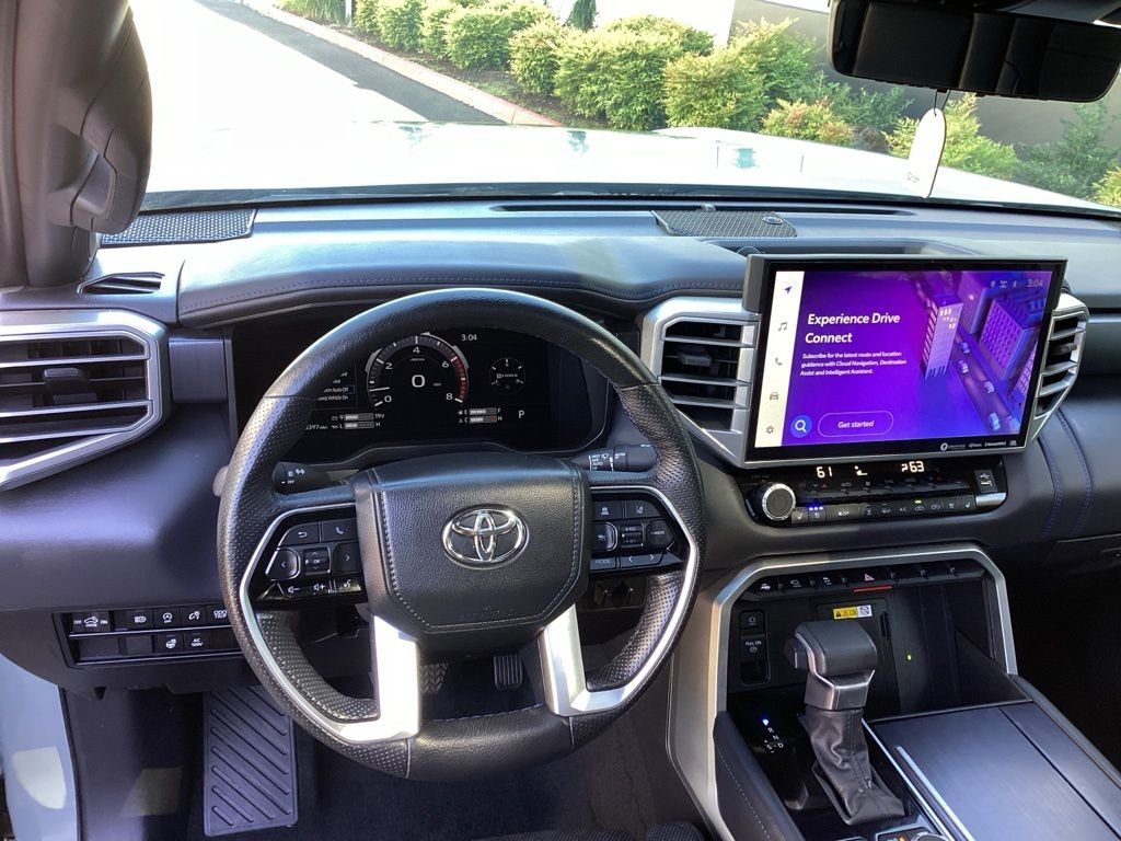 Used 2024  Toyota Platinum image 13