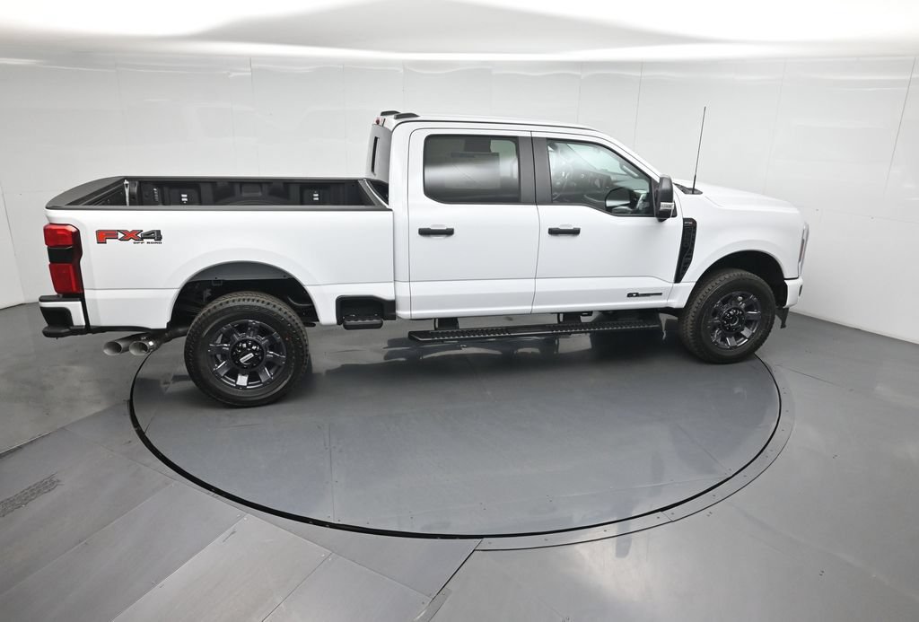 New 2026 Oxford White Ford XL image 39