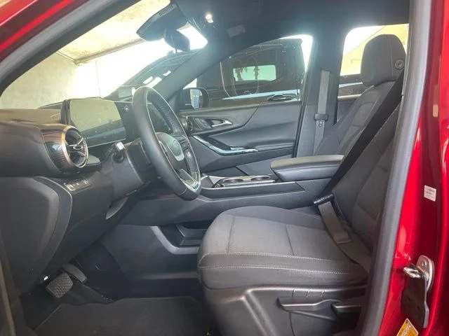 Used 2025 Red Chevrolet LT image 10