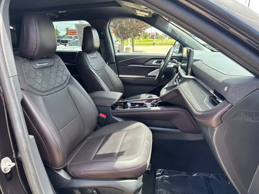 2025 Ford Explorer Platinum - Photo 39