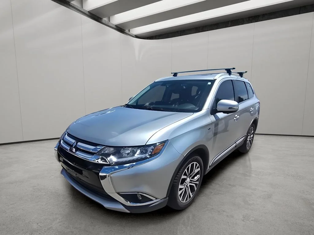 2018 Mitsubishi Outlander GT S-AWC's photo