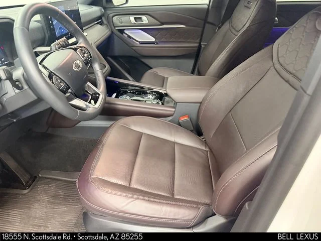 Used 2025 White Ford Platinum image 17