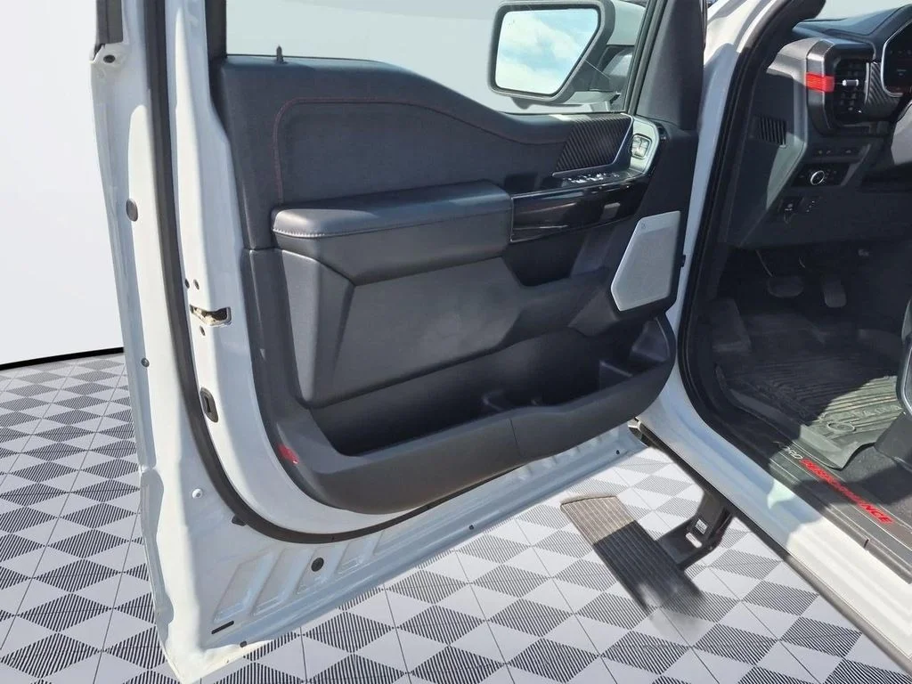 Used 2023 Avalanche Ford Raptor image 9