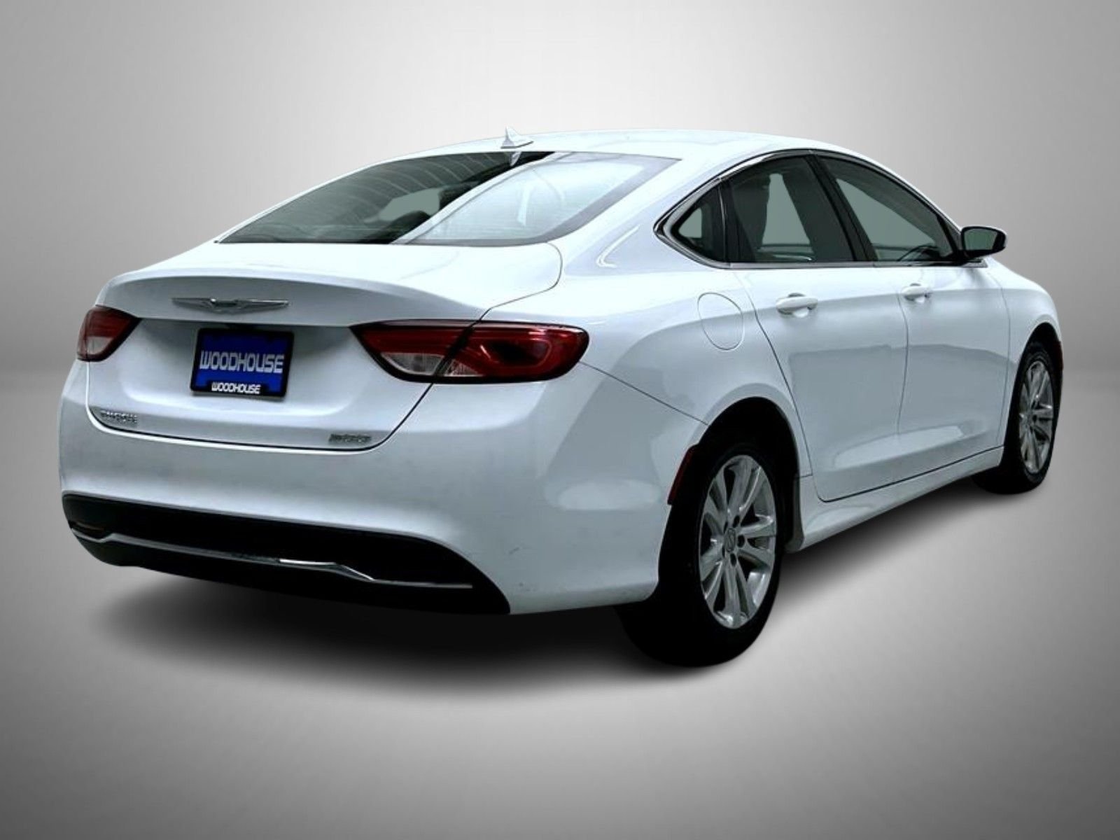 Used 2016 White Chrysler Limited image 5