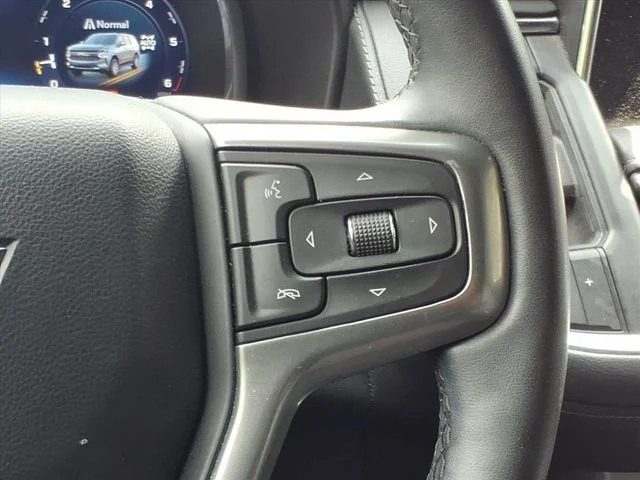 Used 2024 Black Chevrolet Z71 image 12