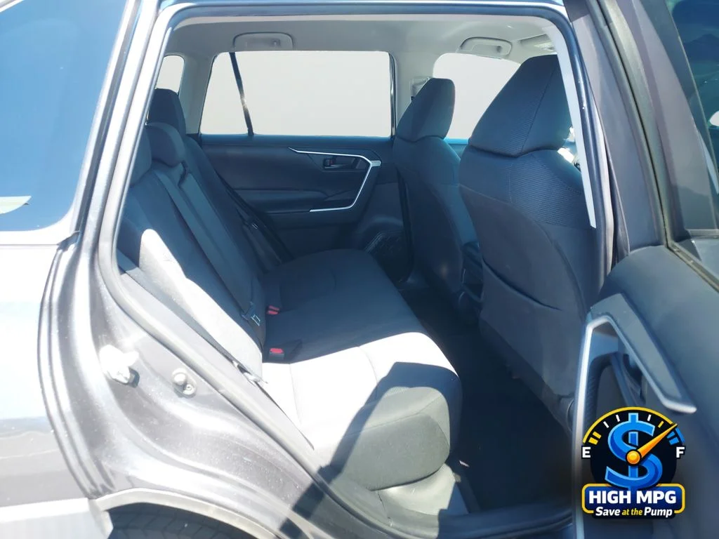 Used 2020 Gray Toyota LE image 27