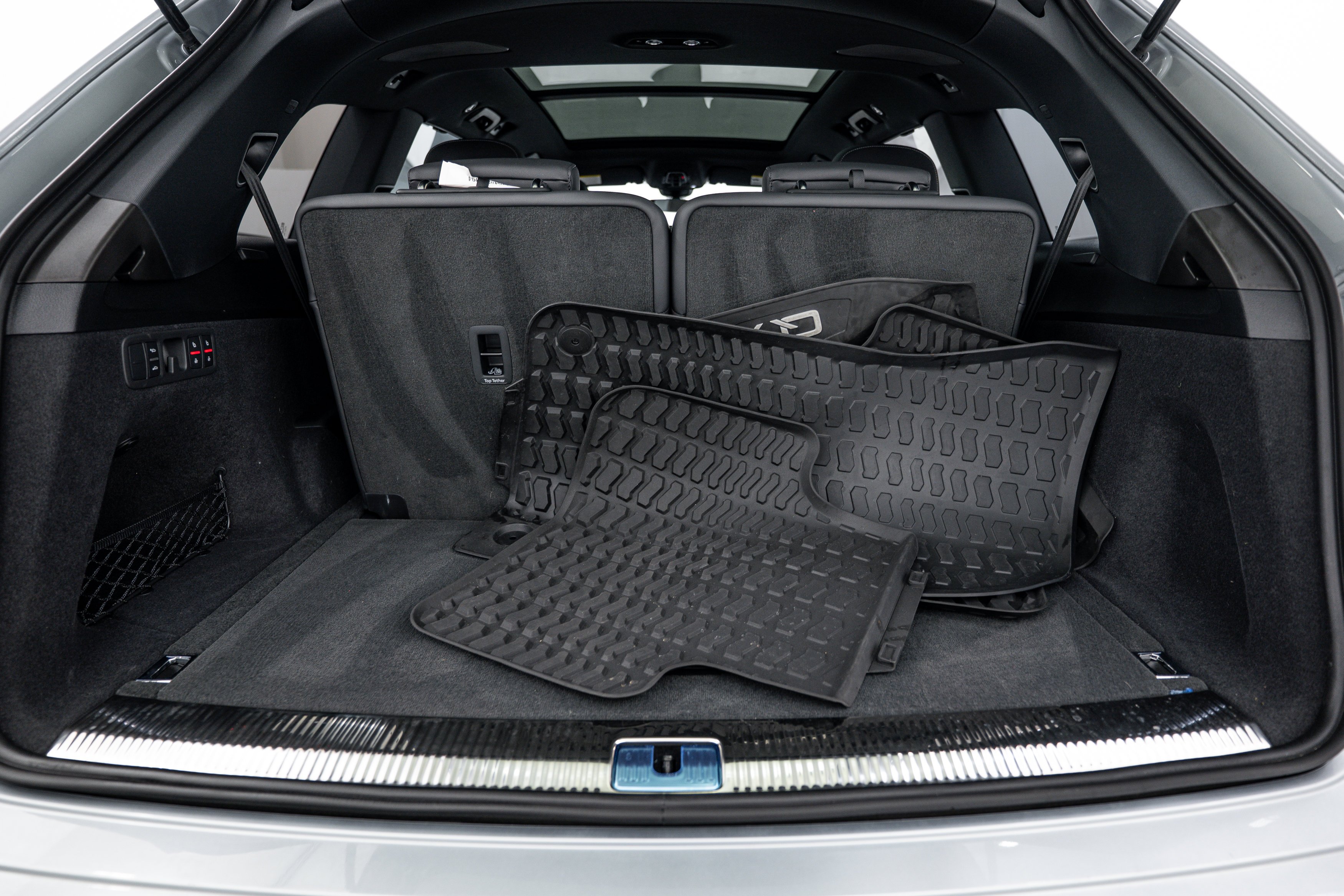 Used 2026 Satellite Silver Metallic Audi Premium Plus image 22