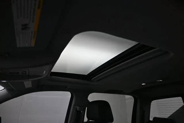 Used 2018 QUICKSILVER METALLIC GMC Denali image 20