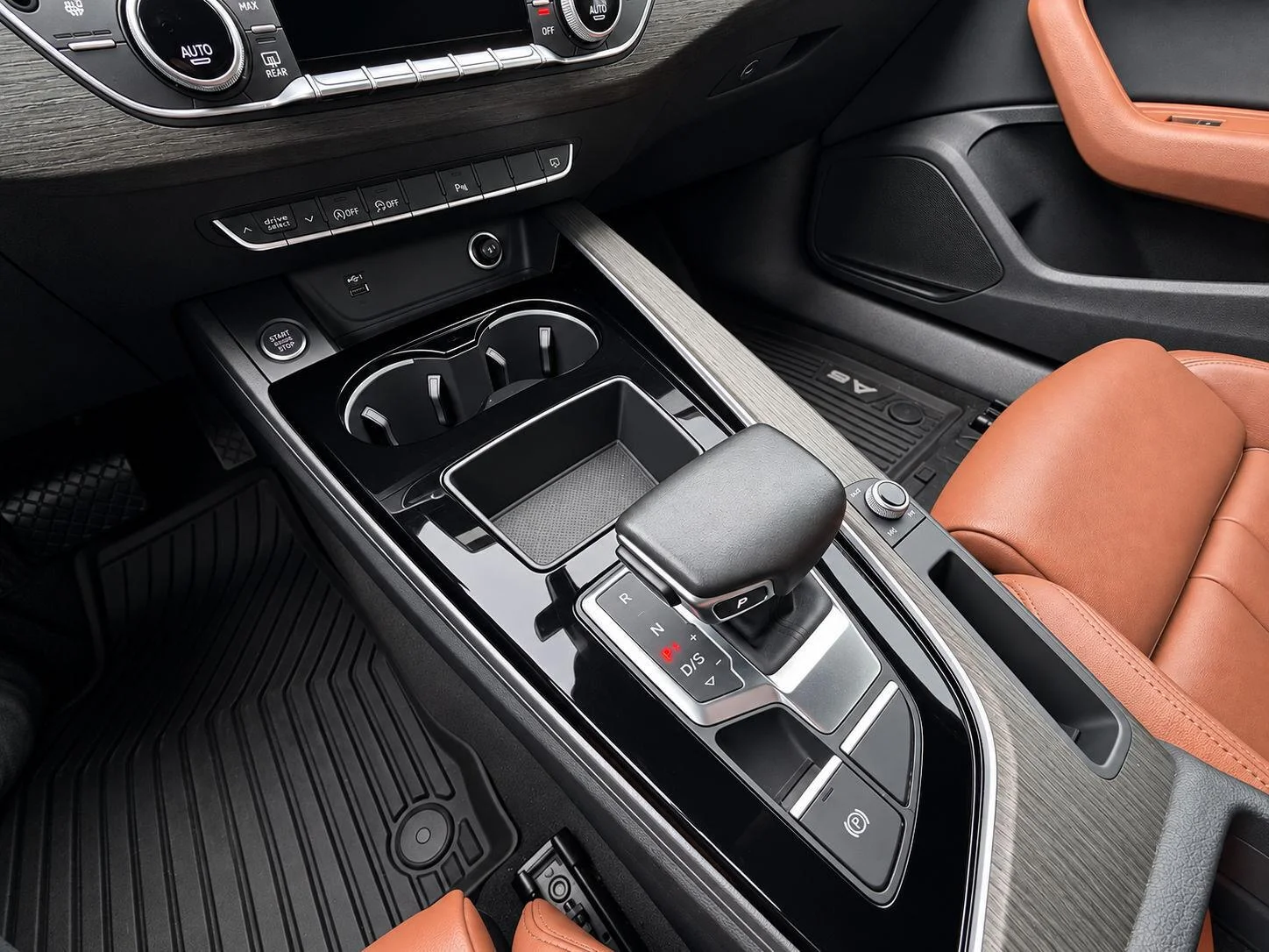 Used 2024 Arkona White Audi S line Premium image 8