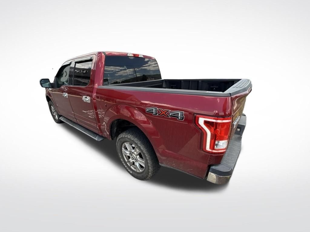 Used 2016 Red Ford XLT image 4